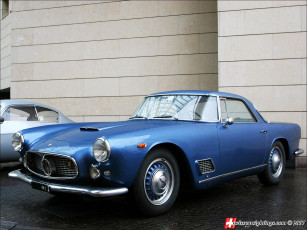 Картинка maserati 3500 gt автомобили выставки уличные фото