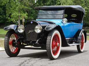 Картинка автомобили классика деревья дорога автомобиль