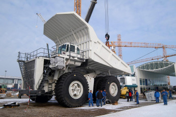 Картинка liebherr t282b техника строительная карьерный самосвал