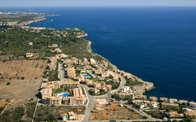 Обои картинки фото cala, magrana, mallorca, города, панорамы, дома, море, панорама