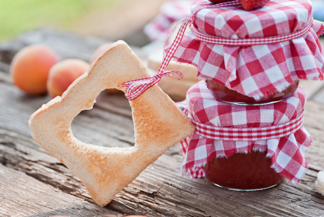 Обои картинки фото еда, мёд, варенье, повидло, джем, хлеб, банки