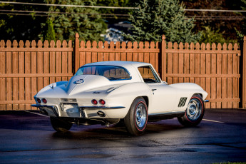 Картинка автомобили corvette