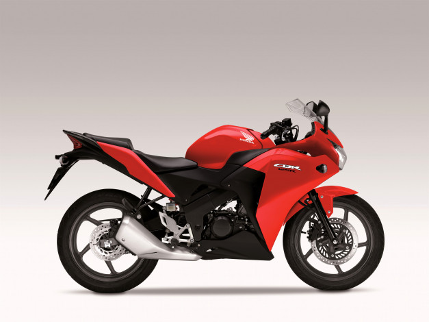 Обои картинки фото мотоциклы, honda