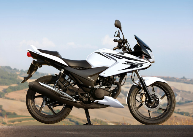 Обои картинки фото мотоциклы, honda