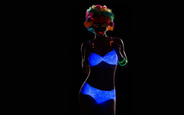 Картинка девушки -unsort+ креатив цвета яркость белье браслеты парик