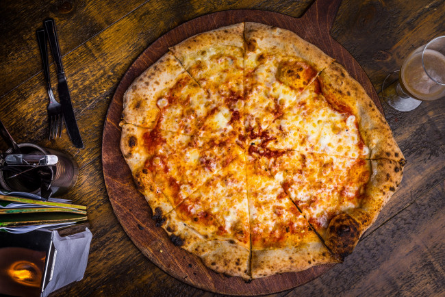 Обои картинки фото еда, пицца, снедь