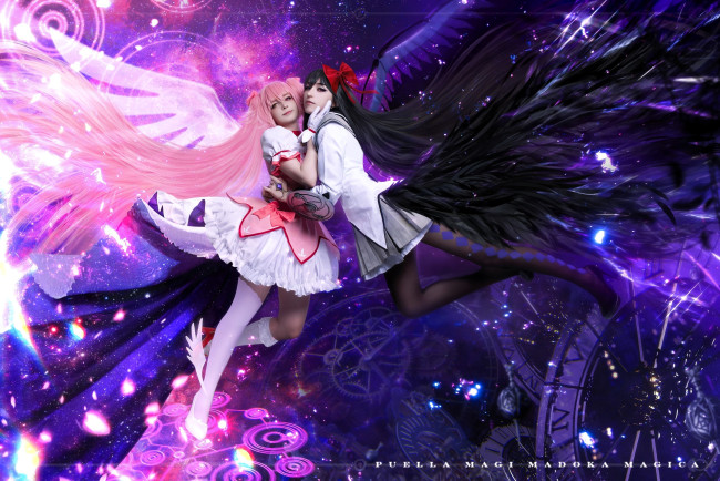 Обои картинки фото девушки, momo, образы, косплей, наряды, костюмы, подруги, крылья