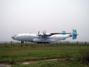 Картинка авиация грузовые самолёты тяжелый военно транспортный самолет ан22 антей