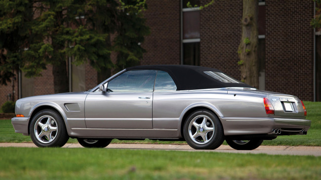 Обои картинки фото bentley azure, автомобили, bentley, элитные, великобритания, motors, премиум-класс