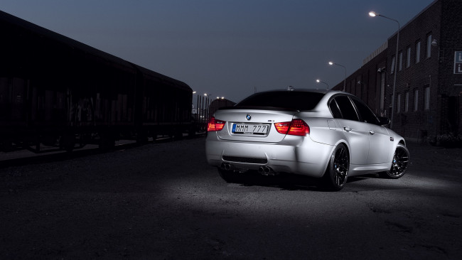 Обои картинки фото bmw 3, автомобили, bmw, германия, мотоциклы, bayerische, motoren, werke, ag