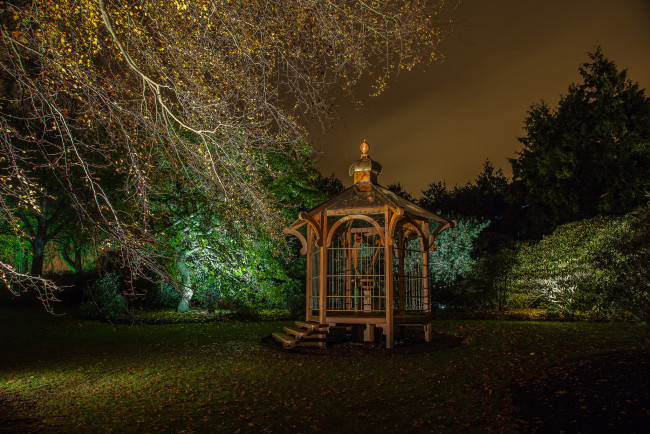 Обои картинки фото природа, парк, ночь, беседка