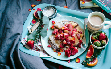 Картинка еда блины +оладьи кофе клубника завтрак