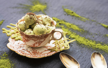 Картинка еда мороженое +десерты чашка лакомство фисташковое