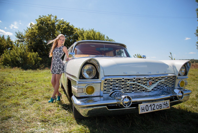 Обои картинки фото газ- 13 Чайка, автомобили, -авто с девушками, газ-, 13, Чайка, девушка, автомобиль