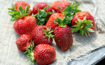 Картинка еда клубника +земляника