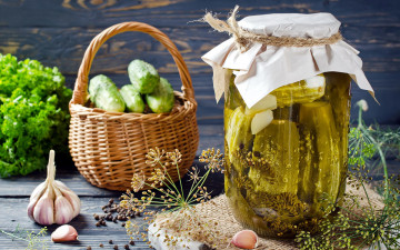 Картинка еда консервация чеснок огурцы укроп