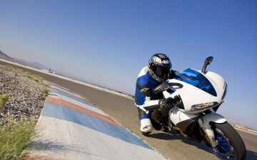 Картинка мотоциклы buell 1125r