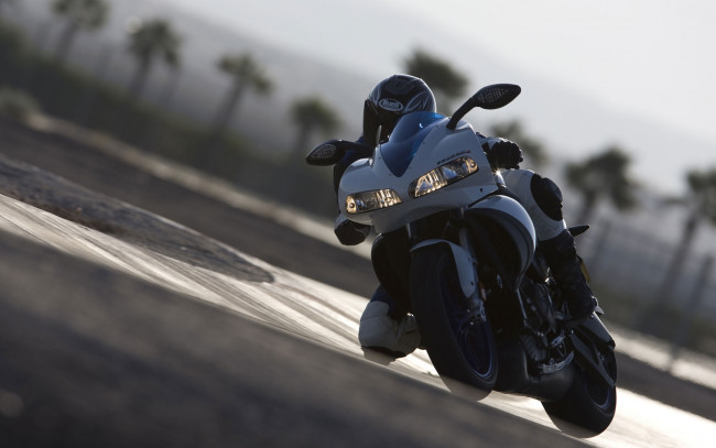 Обои картинки фото мотоциклы, buell, 1125r