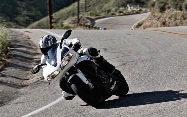 Обои картинки фото мотоциклы, buell, 1125r