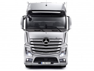 Картинка автомобили mercedes+trucks кабина