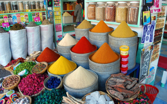 Обои картинки фото еда, крупы,  зерно,  специи,  семечки, бочки, пряности, мешки