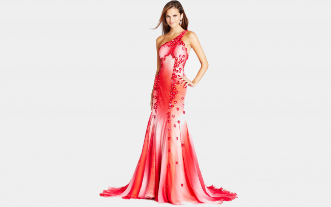 Обои картинки фото девушки, -unsort , брюнетки, темноволосые, улыбка, платье, шатенка