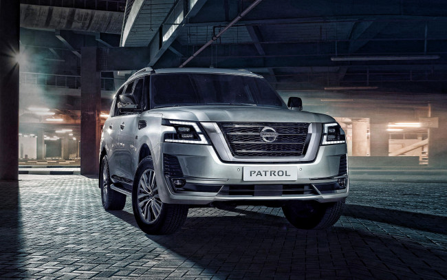 Обои картинки фото 2020 nissan patrol, автомобили, nissan, datsun, вид, спереди, 2020, patrol, японские, серебряный, внедорожник, новая, модель, экстерьер