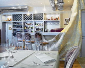 Картинка интерьер столовая