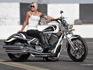 Картинка мотоциклы мото девушкой