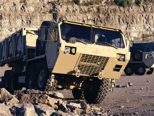 Картинка техника военная автомобили oshkosh немтт