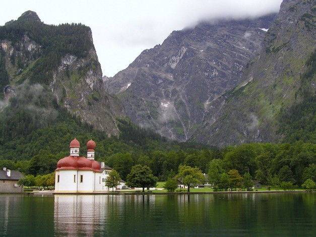 Обои картинки фото города, католические, соборы, костелы, аббатства