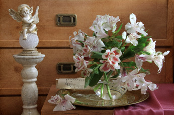 Картинка цветы альстромерия букет ноты ангел