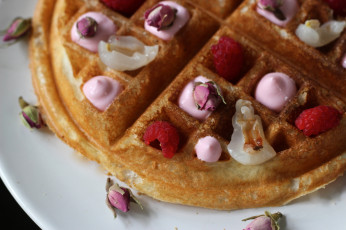 Картинка еда пирожные +кексы +печенье крем мороженое вафли