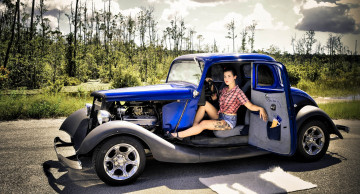 Картинка автомобили авто+с+девушками девушка ретро автомобиль