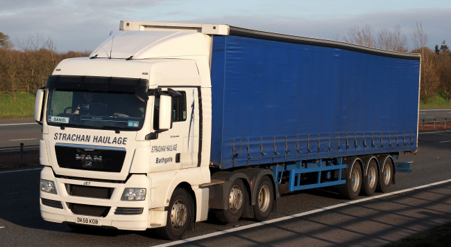 Обои картинки фото man, автомобили, грузовые, se, германия, двигатели, автобусы