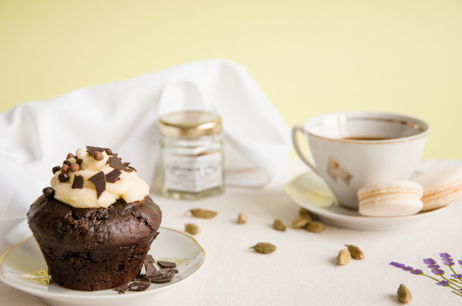 Обои картинки фото еда, пирожные,  кексы,  печенье, поздний, завтрак