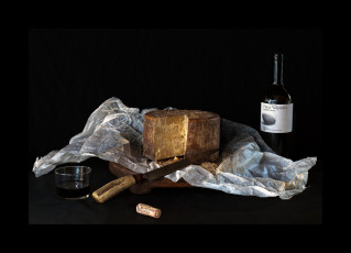 Картинка еда натюрморт стакан бутылка нож сыр