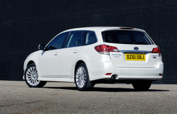 Картинка автомобили subaru светлый br legacy 2-0d wagon uk-spec