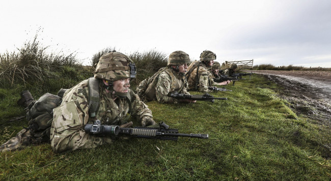 Обои картинки фото оружие, армия, спецназ, солдаты