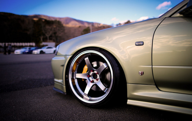 Обои картинки фото автомобили, фрагменты автомобиля, ниссан, колесо, серебристый