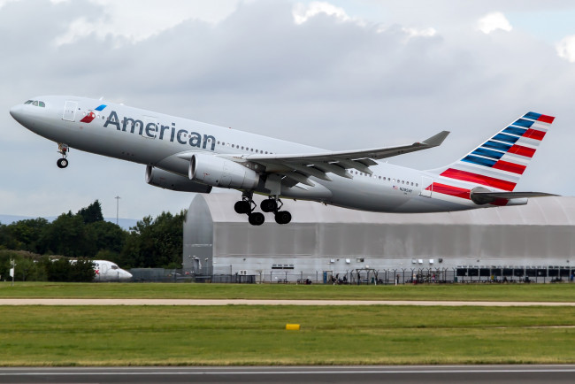 Обои картинки фото авиация, пассажирские самолёты, авиалайнер