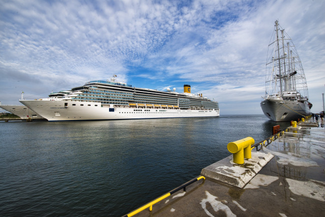 Обои картинки фото корабли, лайнеры, лайнер, круиз