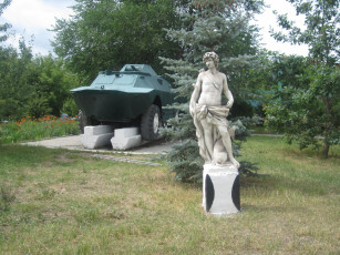 Картинка города -+памятники +скульптуры +арт-объекты иллюминация город