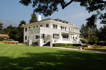 Картинка города -+здания +дома жилой дом