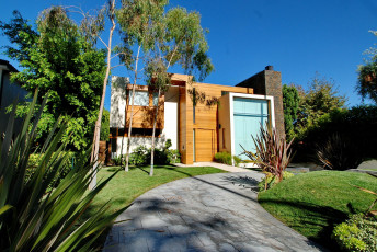 Картинка города -+здания +дома жилой дом