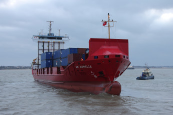 Картинка корабли грузовые+суда контейнеровоз