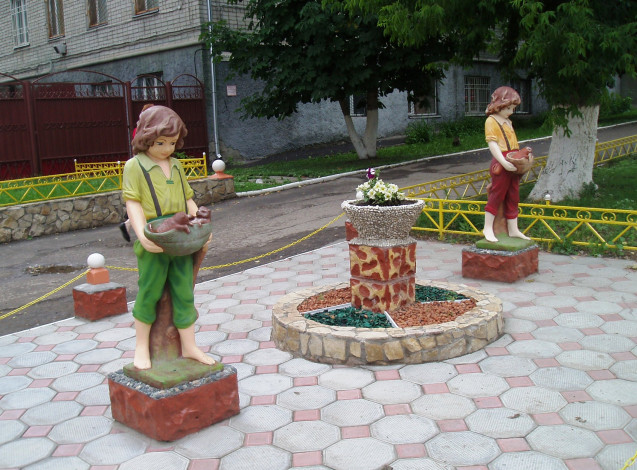 Обои картинки фото города, - памятники,  скульптуры,  арт-объекты, город, скульптура, памятник