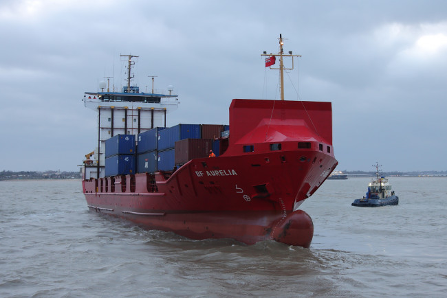 Обои картинки фото корабли, грузовые суда, контейнеровоз