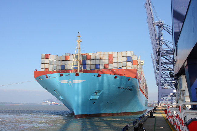 Обои картинки фото корабли, грузовые суда, контейнеровоз