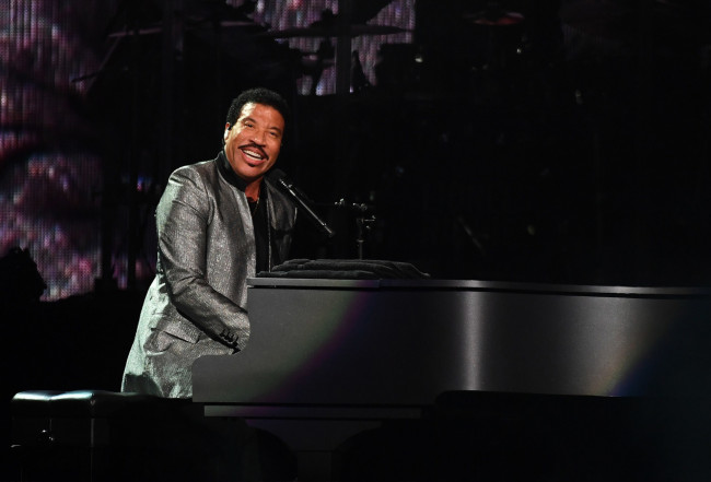 Обои картинки фото lionel richie, музыка, музыкант